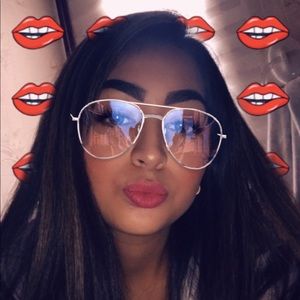 Meet your Posher, Sam